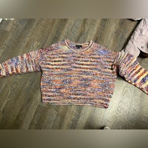 Cropped forever 21 sweater size small